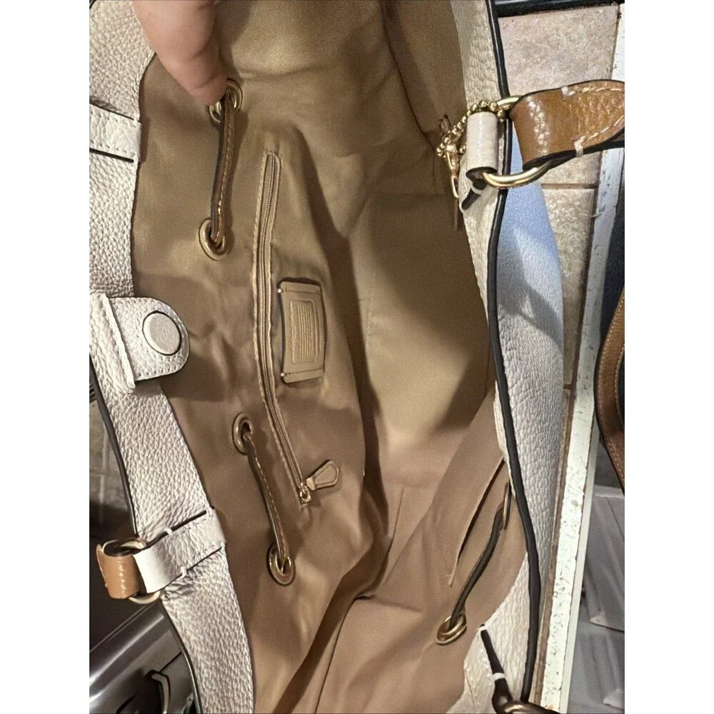 Coach Andy Tote With Horse And Carriage pebble leather Gold/Chalk Multi CA165